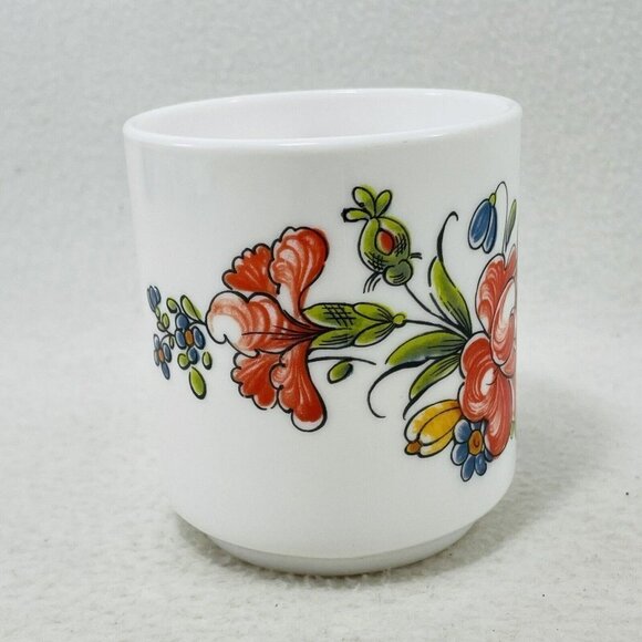 Arcopal France Mug Milk Glass White Red Flower Spring Summer Bloom Drinkware 26 - Picture 2 of 10